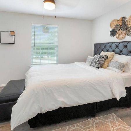 Cozy Two Bedroom Home Minutes From Downtown! Houston Kültér fotó