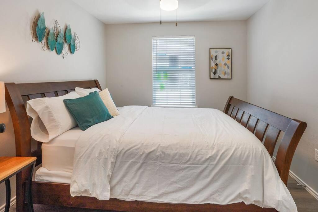 Cozy Two Bedroom Home Minutes From Downtown! Houston Kültér fotó