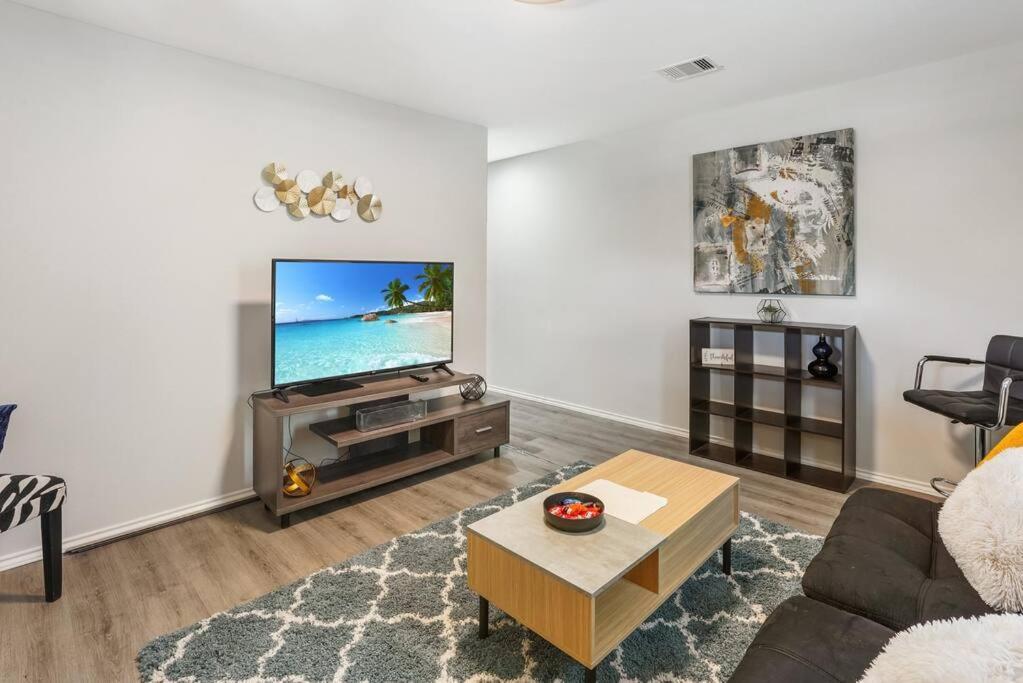 Cozy Two Bedroom Home Minutes From Downtown! Houston Kültér fotó